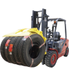 Xe nâng kẹp lốp xe